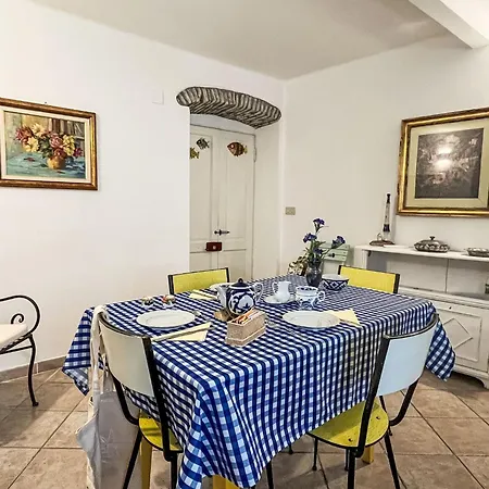 Apartment Il Tetragonuro By Interhome